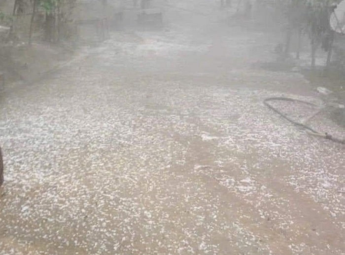 Mưa đá kinh hoàng ở Lâm Đồng