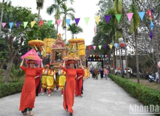 Khai hội Thành Bản Phủ tại Điện Biên