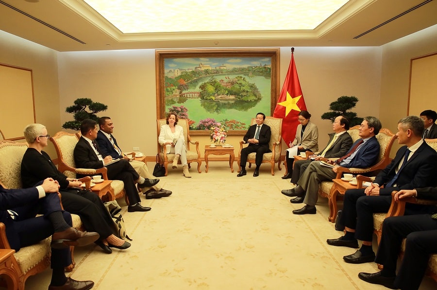 Phó Thủ tướng Trần Hồng Hà đề nghị WWF thử nghiệm những sáng kiến, ưu tiên mang tính toàn cầu về bảo tồn thiên nhiên, đa dạng sinh học ngay tại Việt Nam