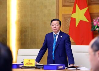Ưu tiên các ngành kinh tế xanh hơn, hiệu quả hơn khai thác khoáng sản