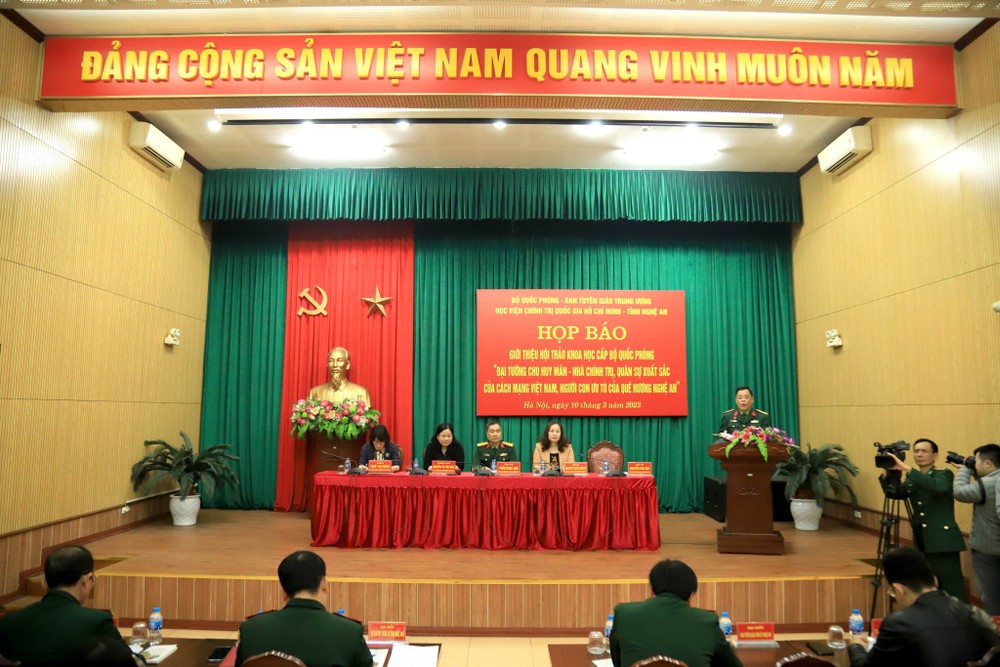 Hội thảo cấp Bộ Quốc phòng về Đại tướng Chu Huy Mân
