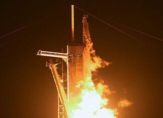 NASA sắp công bố phi hành đoàn chuyến bay quanh Mặt Trăng NASA sắp công bố phi hành đoàn chuyến bay quanh Mặt Trăng