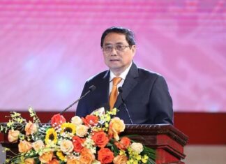 Văn hóa luôn là một dòng chảy liên tục và là hồn cốt của mỗi dân tộc Văn hóa luôn là một dòng chảy liên tục và là hồn cốt của mỗi dân tộc