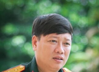 Khi nhà văn làm thơ - Tác giả: Bùi Thanh Hà