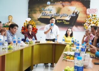 Thơ có cần thiết cho đời sống?
