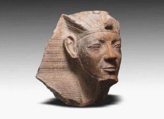Ai Cập phát hiện tượng Pharaoh quyền lực nhất