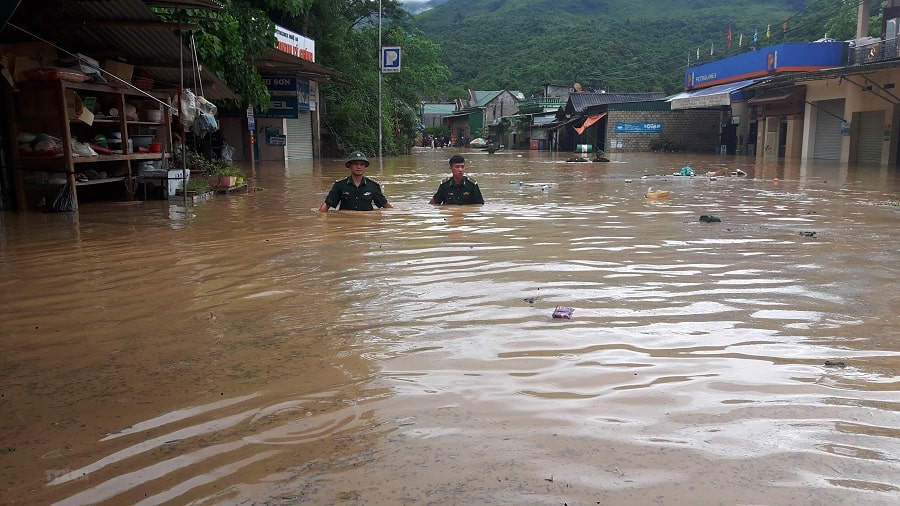 Việt Nam là một trong những nước chịu ảnh hưởng nặng nề nhất của biến đổi khí hậu. 
