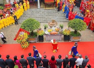 Lễ hội Đền Bà Triệu và đón nhận Di sản văn hóa phi vật thể quốc gia Lễ hội Đền Bà Triệu và đón nhận Di sản văn hóa phi vật thể quốc gia
