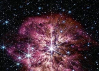 NASA công bố ảnh chụp ngôi sao bên bờ vực ‘sắp chết’ NASA công bố ảnh chụp ngôi sao bên bờ vực 'sắp chết'