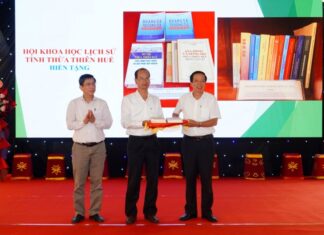 'Thư viện cổ' tại Huế tiếp nhận nhiều hiện vật sách, báo có giá trị lịch sử