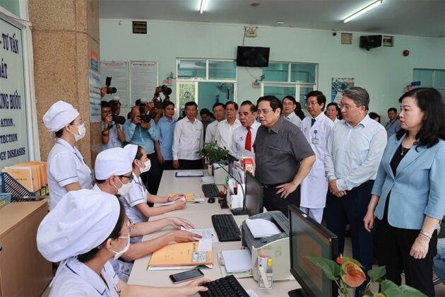 1 min 630x420 - Thủ tướng Chính phủ Phạm Minh Chính thăm cơ sở y tế và trẻ em mồ côi tại Khánh Hòa