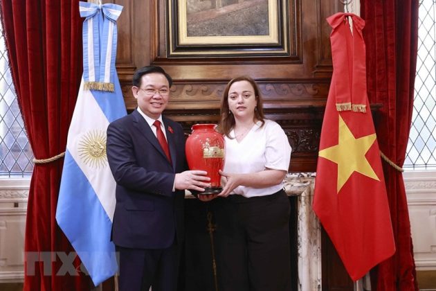11 min 20 630x420 - Chủ tịch Quốc hội Việt Nam hội đàm với Chủ tịch Hạ viện Argentina