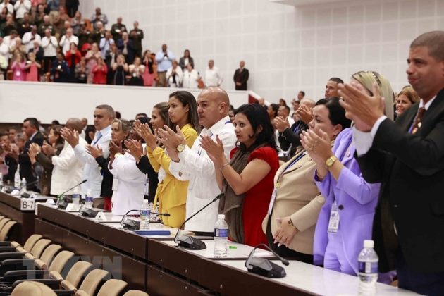 13 min 7 630x420 - Ông Vương Đình Huệ phát biểu tại phiên họp đặc biệt của Quốc hội Cuba