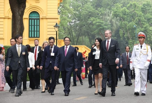 15 min 7 621x420 - Thủ tướng Phạm Minh Chính chủ trì Lễ đón Thủ tướng Cộng hòa Séc