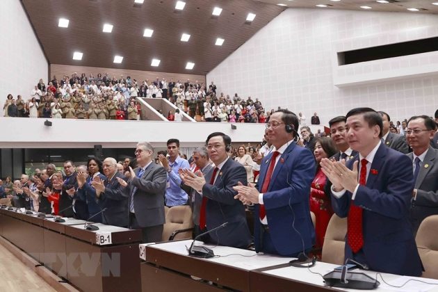 17 min 4 630x420 - Ông Vương Đình Huệ phát biểu tại phiên họp đặc biệt của Quốc hội Cuba