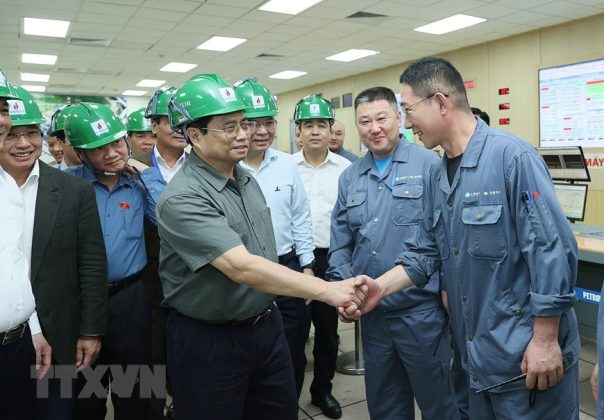 2 min 70 604x420 - Thủ tướng dự lễ khánh thành Nhà máy nhiệt điện Thái Bình 2