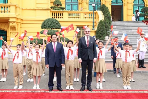 4 min 50 627x420 - Thủ tướng Phạm Minh Chính chủ trì Lễ đón Thủ tướng Cộng hòa Séc