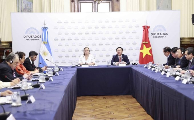 6 min 46 680x420 - Chủ tịch Quốc hội Việt Nam hội đàm với Chủ tịch Hạ viện Argentina