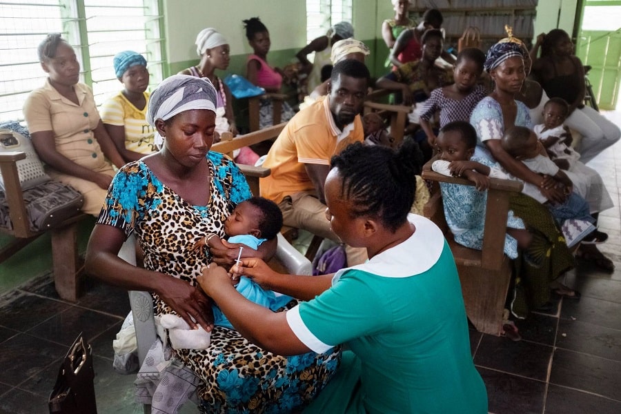Vắc xin phòng bệnh sốt rét ở Ghana.