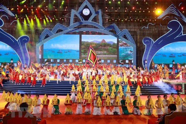9 min 630x420 - Thủ tướng dự Lễ kỷ niệm 370 năm xây dựng và phát triển tỉnh Khánh Hòa