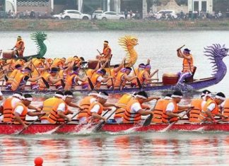 Phú Thọ: Mãn nhãn với cuộc đua bơi chải dịp Giỗ Tổ Hùng Vương Phú Thọ: Mãn nhãn với cuộc đua bơi chải dịp Giỗ Tổ Hùng Vương