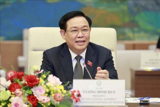 Chu tich Quoc hoi Vuong Dinh Hue 3 min 630x420 - Chủ tịch Quốc hội Vương Đình Huệ tiếp Đoàn nghị sĩ liên bang của Hoa Kỳ