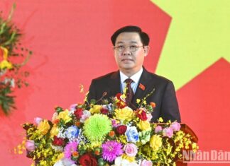 Chủ tịch Quốc hội Vương Đình Huệ dự Lễ công bố thành lập thị xã Thuận Thành Chủ tịch Quốc hội Vương Đình Huệ dự Lễ công bố thành lập thị xã Thuận Thành