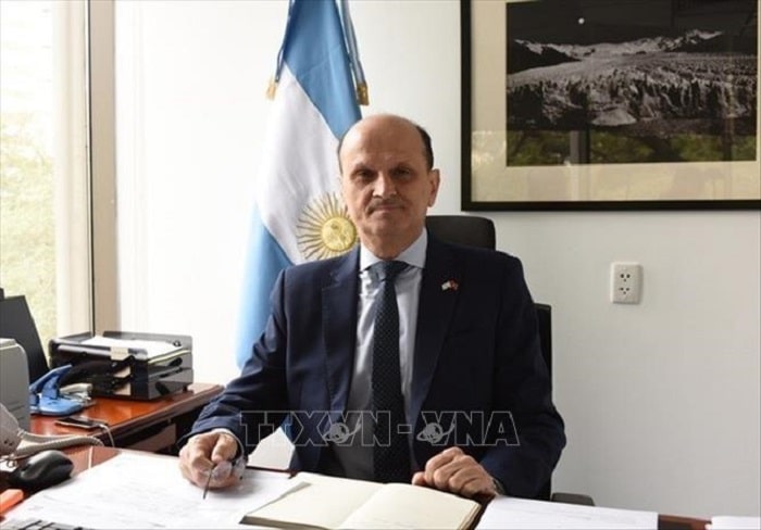 Dai su Argentina tai Viet Nam Luis Pablo Maria Beltramino min - Làm sâu sắc thêm quan hệ tuyệt vời Argentina - Việt Nam