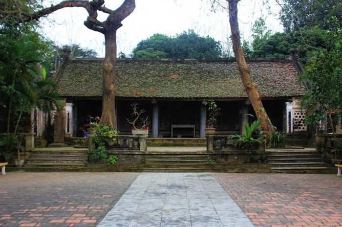 Kỳ diệu dấu tích Lý Thường Kiệt bên bờ sông Lèn