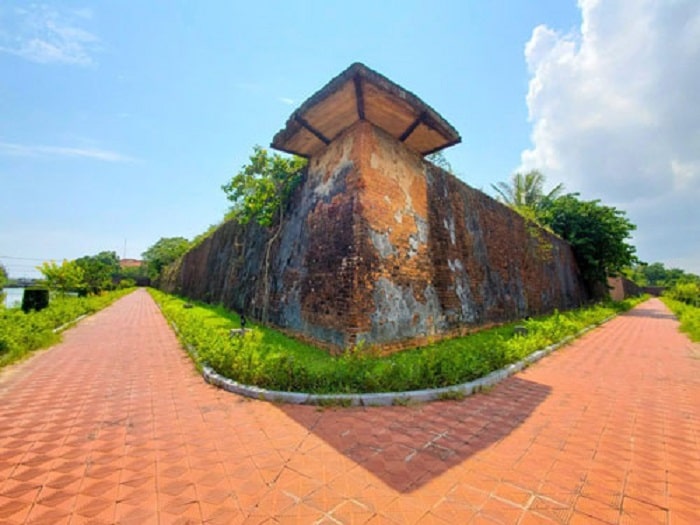Hệ thống lũy Thầy (Quảng Bình) - nơi “trí tướng” Nguyễn Hữu Dật từng chủ chốt xây đắp. 