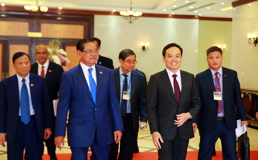 Lang gieng tot dep huu nghi truyen thong hop tac toan dien ben vung lau dai min - Việt Nam, Campuchia tổ chức Hội nghị hợp tác, phát triển các tỉnh biên giới