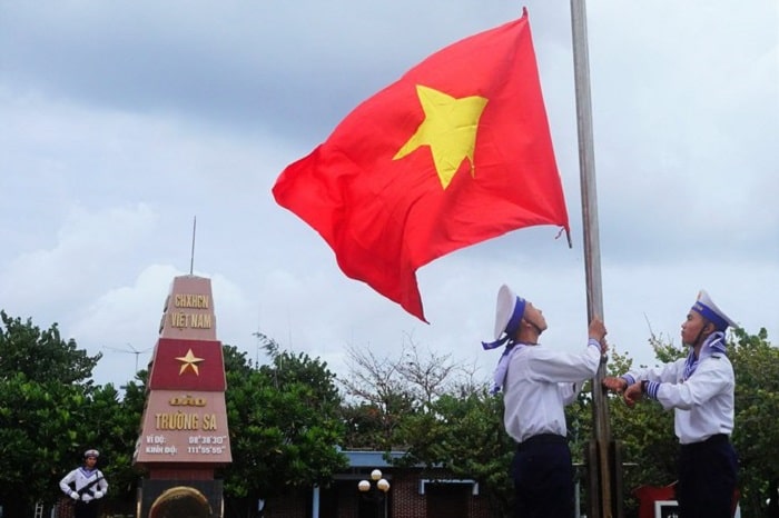 Gửi Trường Sa muôn vàn yêu thương