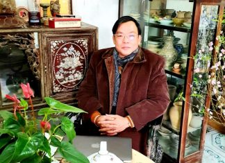 Người biết cười... - Tác giả: Bùi Việt Phương