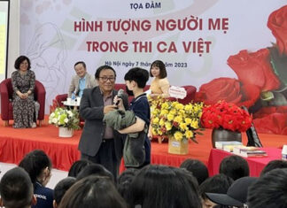 Nhà thơ Trần Đăng Khoa: Về mẹ bao giờ cũng hay