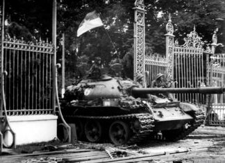 Phát huy đại thắng mùa xuân 1975, đưa đất nước ngày càng phồn vinh Phát huy đại thắng mùa xuân 1975, đưa đất nước ngày càng phồn vinh