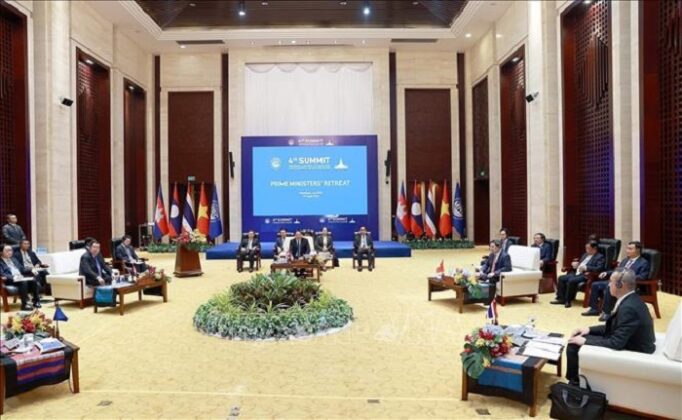 Phiên họp hẹp các nước thành viên Ủy hội sông Mekong.