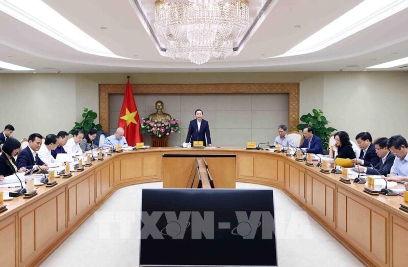 Quang cảnh cuộc họp.