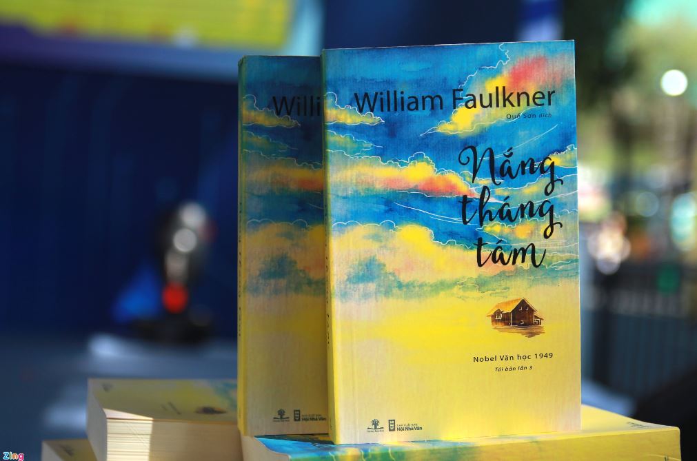 Tac pham Nang thang tam duoc chuyen ngu va xuat ban tai Viet Nam min - Ánh sáng và bóng tối trong văn chương của William Faulkner