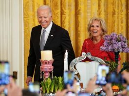 Tổng thống Biden và phu nhân công bố thu nhập