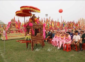 Độc đáo hội kéo chữ tại Nam Định Độc đáo hội kéo chữ tại Nam Định