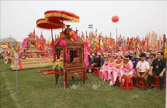 tray hoi Phu Day nam 2023 - Độc đáo hội kéo chữ tại Nam Định