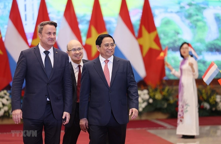 Thủ tướng Phạm Minh Chính và Thủ tướng Đại Công quốc Luxembourg Xavier Bettel tại buổi gặp gỡ báo chí trong nước và quốc tế.