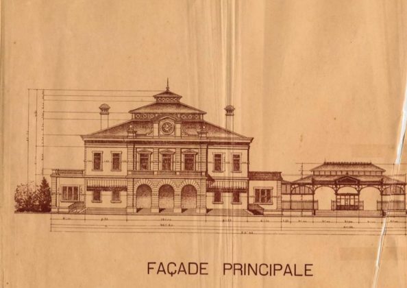 Năm 1897, Hội đồng Tối cao Đ&ocirc;ng Dương quyết định th&ocirc;ng qua kế hoạch tổng thể thiết lập hệ thống đường sắt tr&ecirc;n to&agrave;n Đ&ocirc;ng Dương, trong đ&oacute; c&oacute; tuyến từ H&agrave; Nội đến bi&ecirc;n giới Trung Quốc.