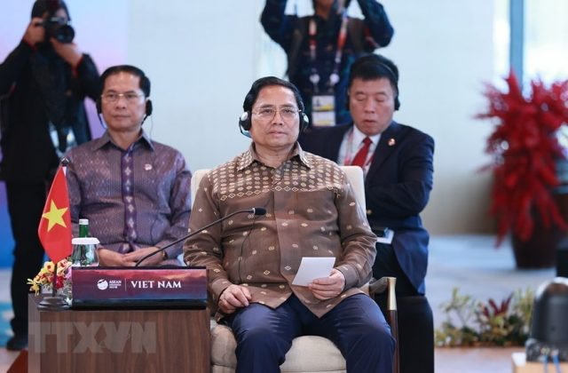 2 min 30 640x420 - Thủ tướng Phạm Minh Chính dự Phiên họp hẹp Hội nghị cấp cao ASEAN 42