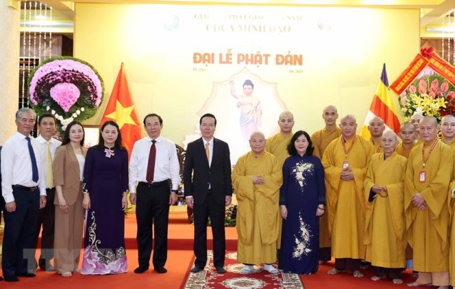 2 min 75 661x420 - Chủ tịch nước chúc mừng Đại lễ Phật đản tại TP.HCM
