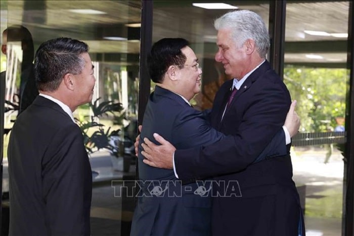 Mốc son mới trong trong quan hệ với Cuba, Argentina và Uruguay