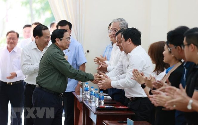 3 min 41 664x420 - Thủ tướng Phạm Minh Chính tiếp xúc cử tri thành phố Cần Thơ