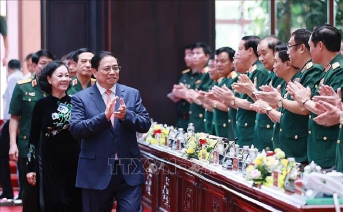 3 min 48 - Thủ tướng Phạm Minh Chính: Quân đội phải đẩy mạnh nghiên cứu, sáng tạo cả khoa học công nghệ và khoa học xã hội nhân văn