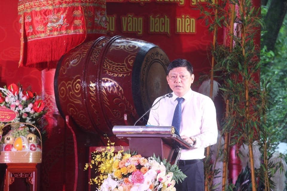 Chủ tịch UBND quận Ba Đình Tạ Nam Chiến phát biểu tại ngày hội.