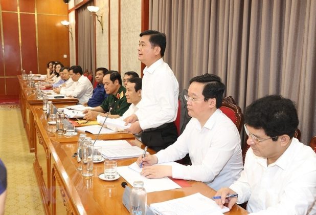 8 min 37 618x420 - Tổng Bí thư chủ trì họp tổng kết phương hướng phát triển tỉnh Nghệ An